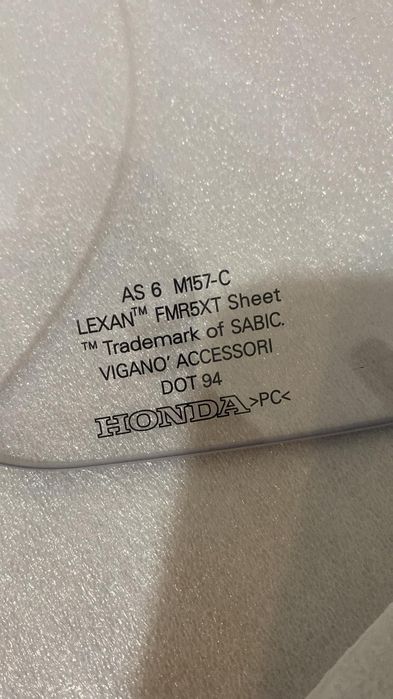 Viseira para -brisas para mota, ainda embalada