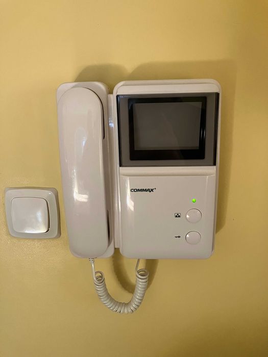 Domofon wideodomofon COMMAX APV-4CME/2