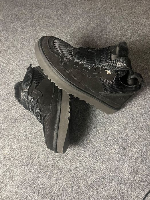 UGG Lowmel black