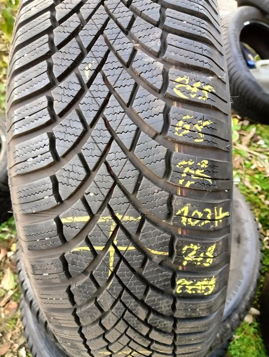 Bridgestone Blizzak LM 005 215.65.17.103 h 8mm z24.19.
