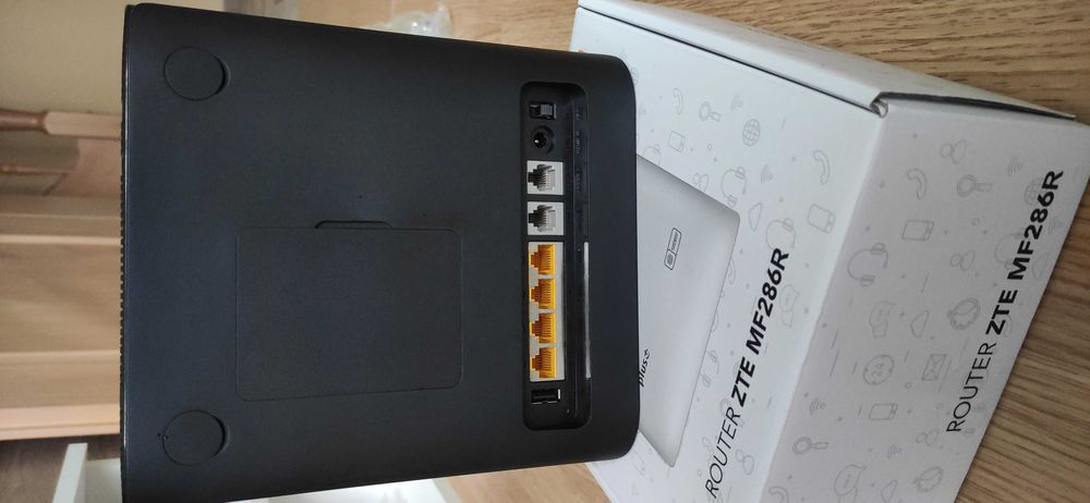 Router ZTE MF286R - nieużywany !! [NOWA CENA]