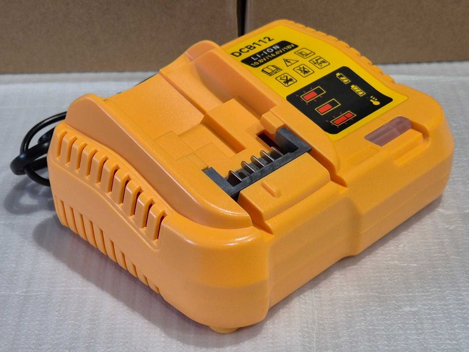 Ładowarka li-ion DCB112 zamiennik do DeWalt 10.8V 12V 14,4V 18V 2A