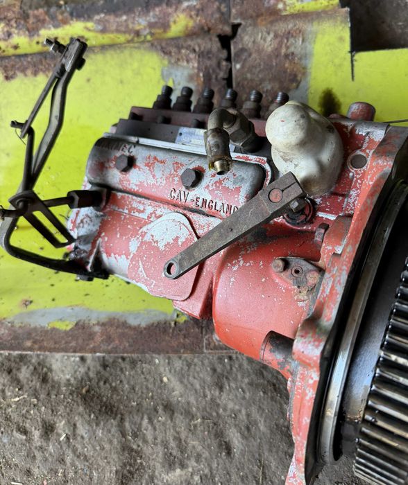 Pompa paliwowa silnik New Holland 2725E