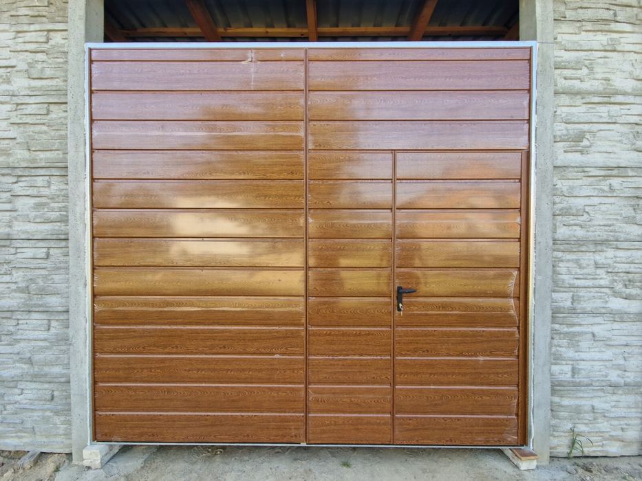 Bramy Garażowe uchylne/ dwuskrzydłowe/ drzwi stalowe  PRODUCENT