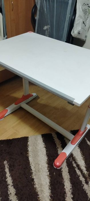 Sprzedam biurko z regulowaną wysokością