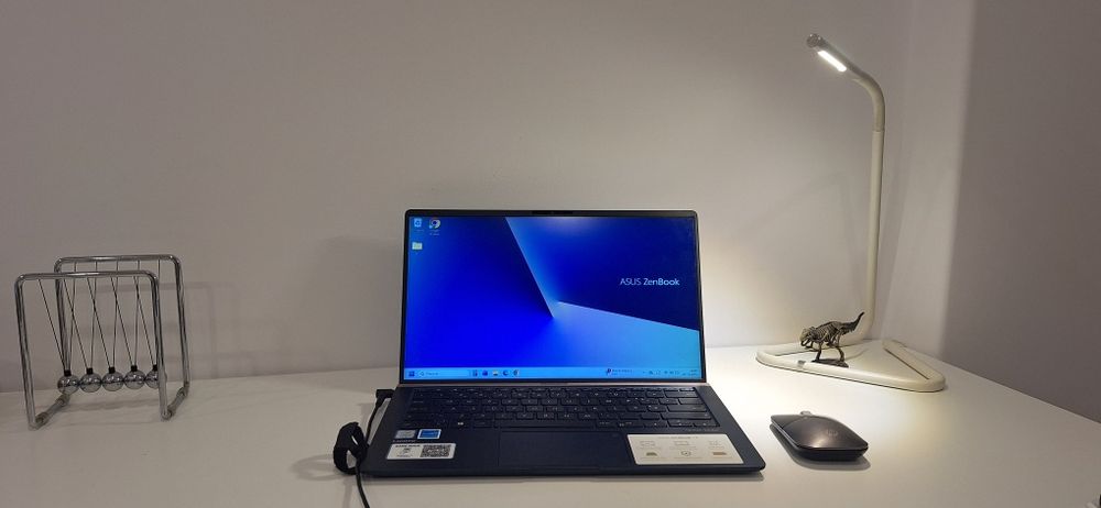 Portátil ASUS VivoBook S14