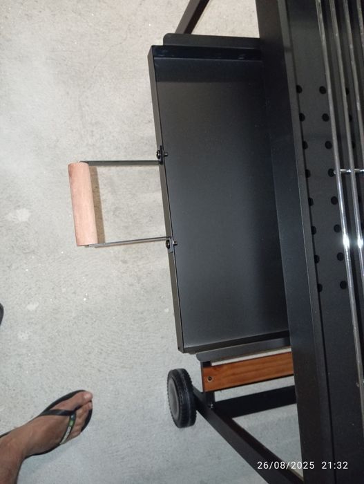 Vendo assador a carvão XL