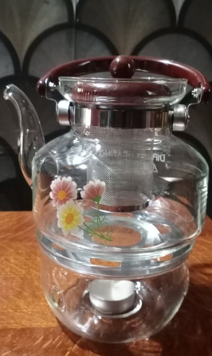 Чайник из жаростойкого стекла с подставкой для свечи