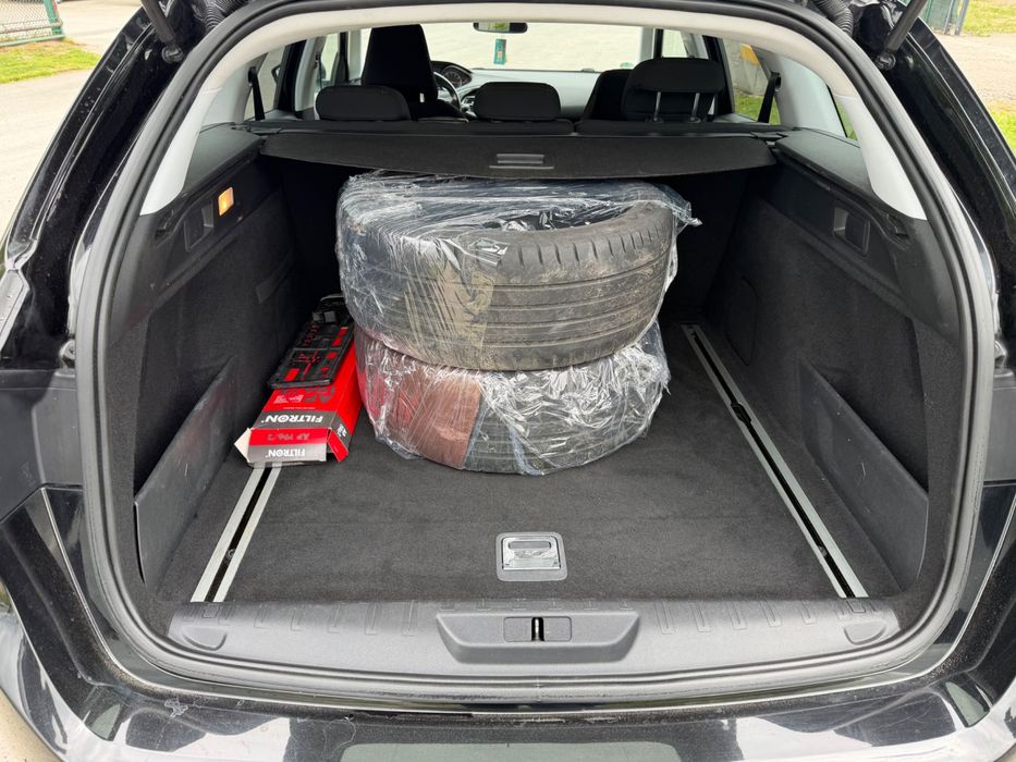 Peugeot 308 1.2i