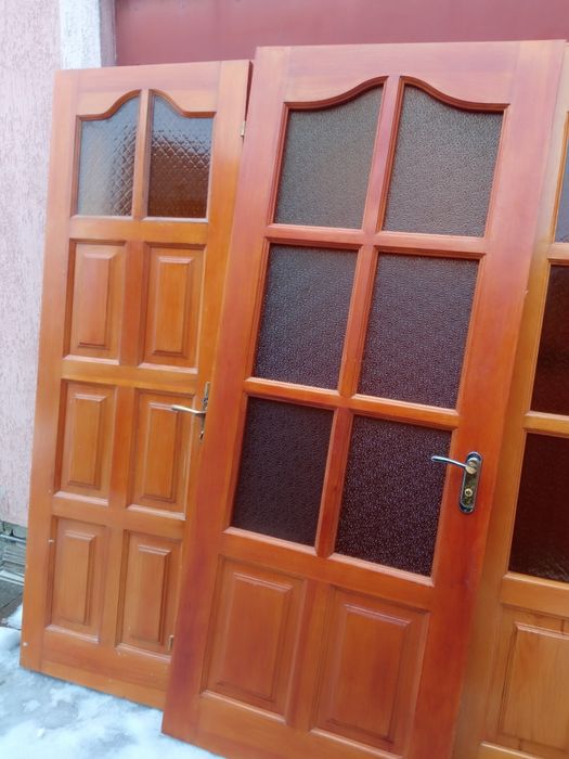 Двері дерев'яні  з коробками різні розміра!!!120*208і 90*208 міжкімнат