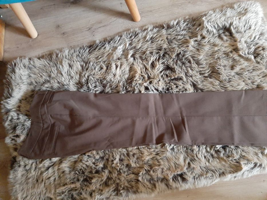 Eleganckie materiałowe spodnie Vero Moda