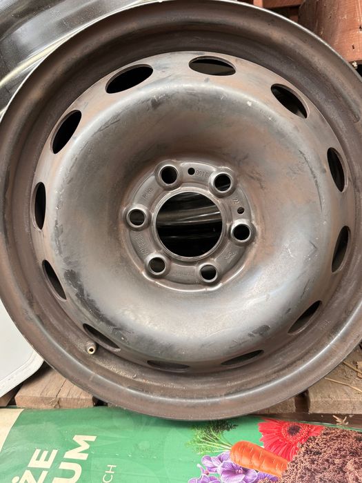 Sprzedam felgi stalowe ford transit mk8 , custom  po 2023 r na 6 srub oryginal