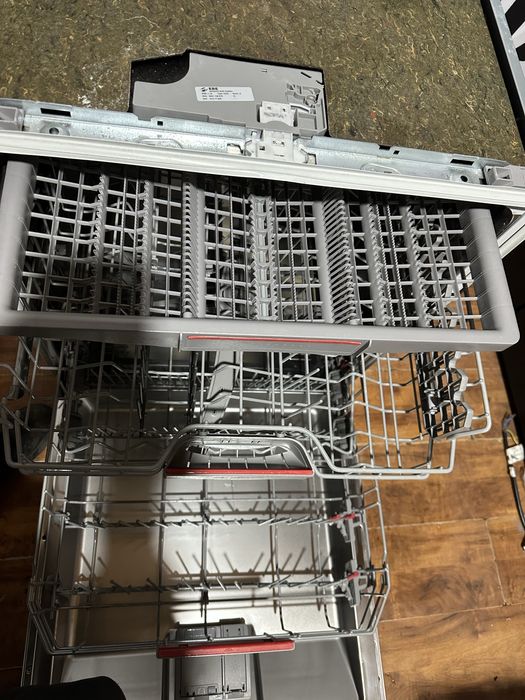 Посудомийна машина Bosch 60см ( під забудову ) Тук-тук