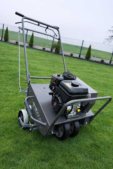 Pielegnacja trawników | Aeracja trawnika | Regeneracja po zimie | Wertykulacja, piaskowanie, nawożenie