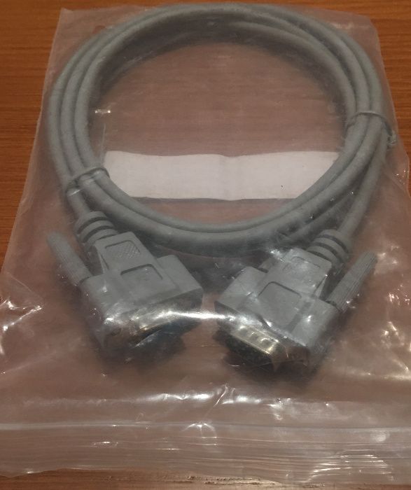 Cabo série MGE para UPS