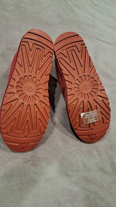 UGG 38(24.5) оригінал  2 шт.