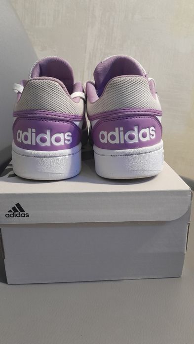 Кросівки жіночі  Adidas
