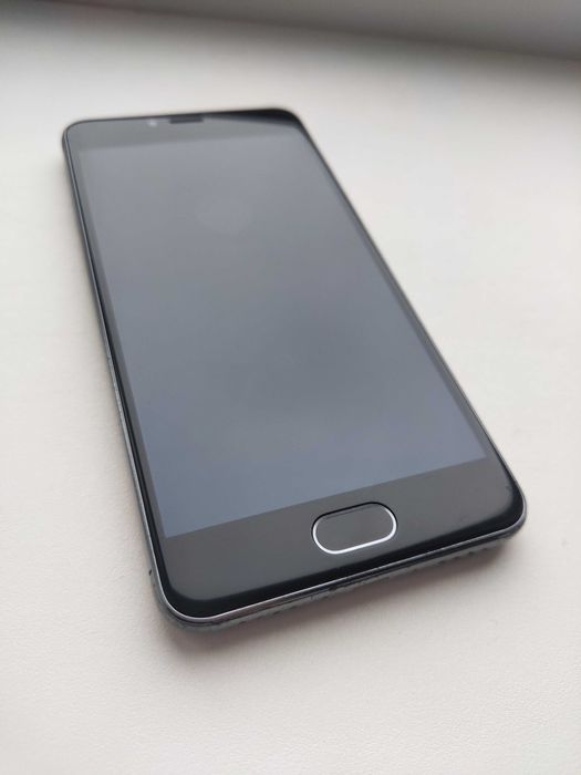 Meizu M3s смартфон, YouTube работает, android