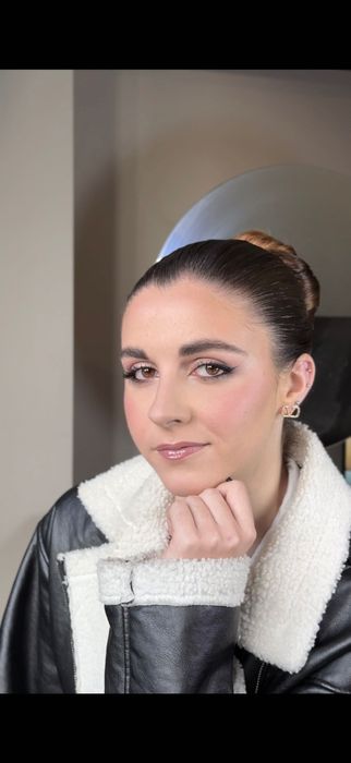 Maquilhagem e penteado