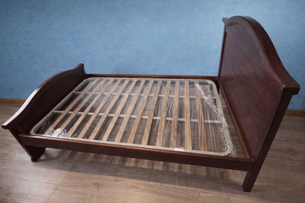 Cama de solteiro "vintage-style"