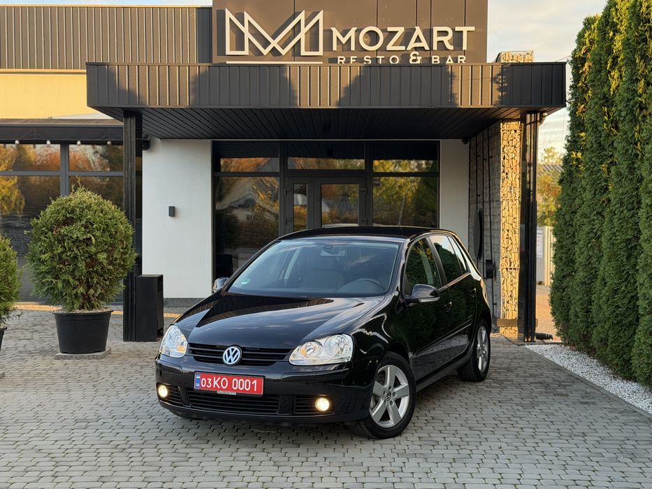 Свіжопригнаний Volkswagen Golf 5 1.4MPI
