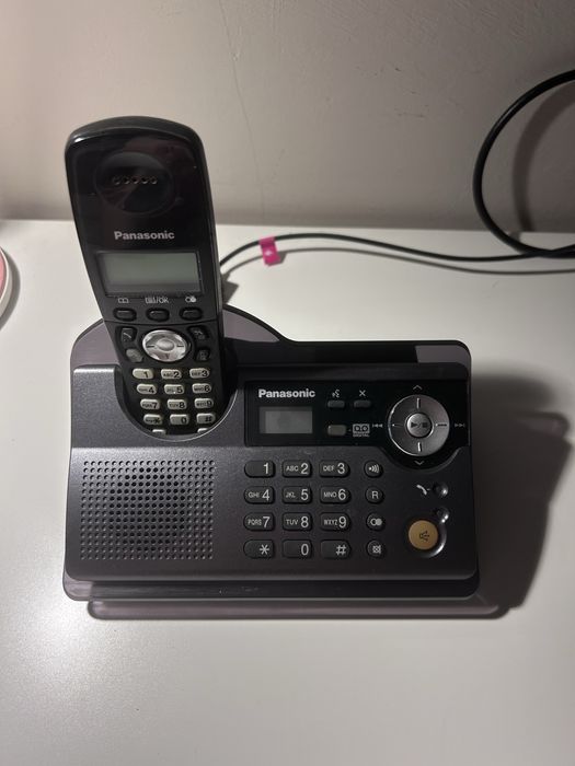 Telefone Panasonic modelo KX-TCD340