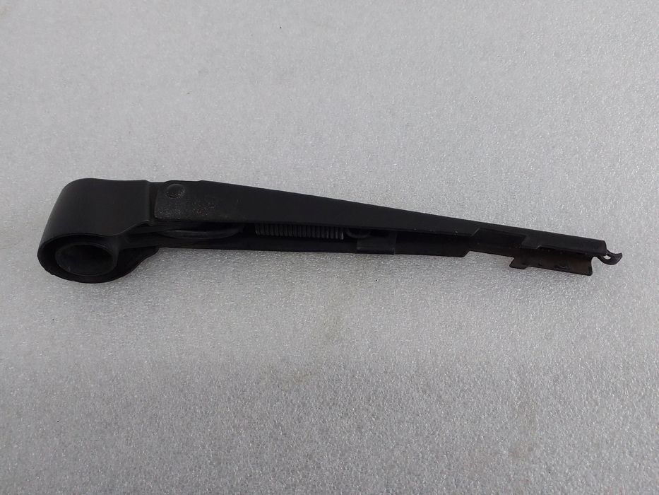 Haste / braço de escova limpa vidros trás MERCEDES-BENZ Classe A (W176