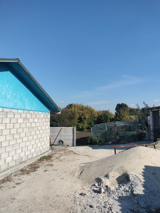 Оренда склада  80 м2 і будинку Карнаухівка