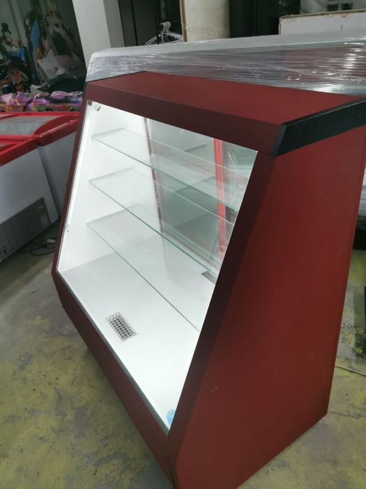 Холодильная витрина, кондитерская холодильна вітрина колбасная