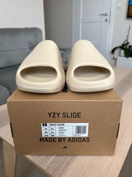 adidas Yeezy Slide .38