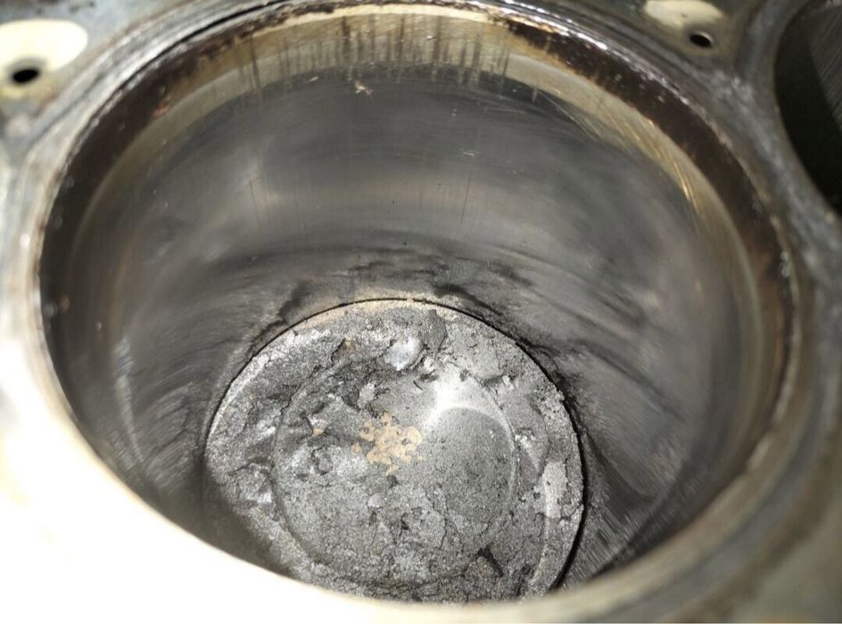 Продам мотор на ford focus 1.6 бензин!