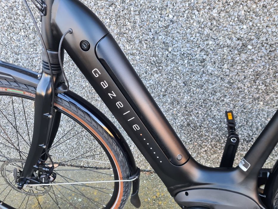Rowery Elektryczne Gazelle Grenoble C8 Bosch Active Line Plus