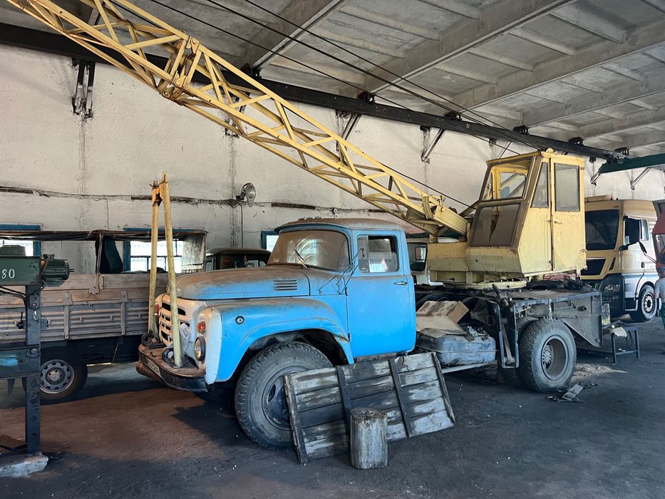 Кран на базі ЗІЛ 130