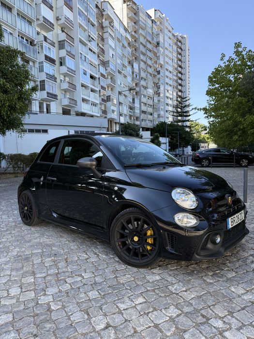 Abarth 595 cabrio competizione 70 anos