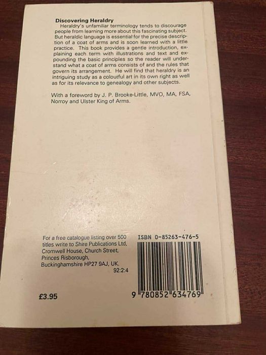 Livro "Discovering Heraldry" de Jacqueline Fearn
