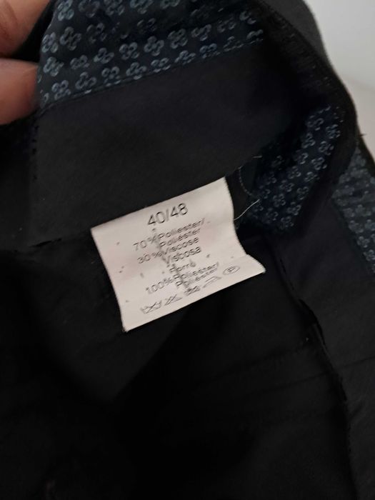 Fato masculino - marca Suits Inc - tamanho 40 (Slim fit)