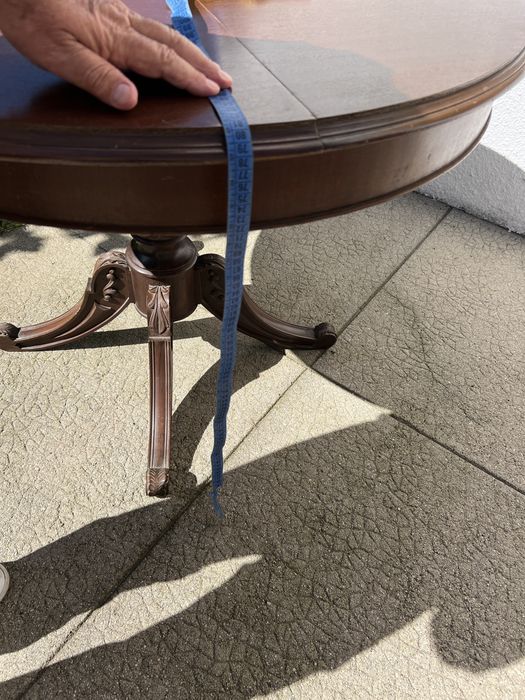 Mesa de jantar extensível em madeira maciça