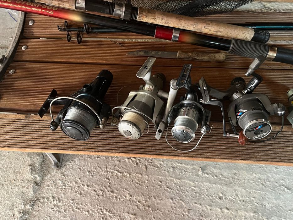 Canas de pesca e carretos de pesca