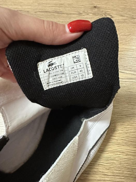 Красовки чоловічі Lacoste