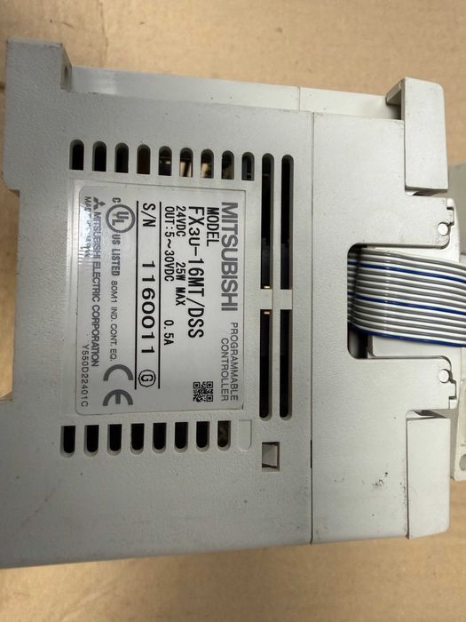 Controlador Lógico Programável (PLC) Mitsubishi MELSEC-F,