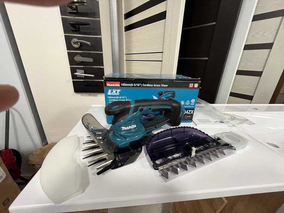 Ножиці, (кущоріз ) акумуляторні Makita DUM604ZX