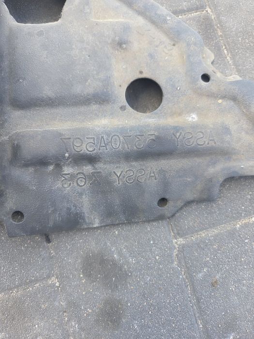 Nadkole prawy przód Mitsubishi ASX Nadkole lewy przod Mitsubishi Grandis