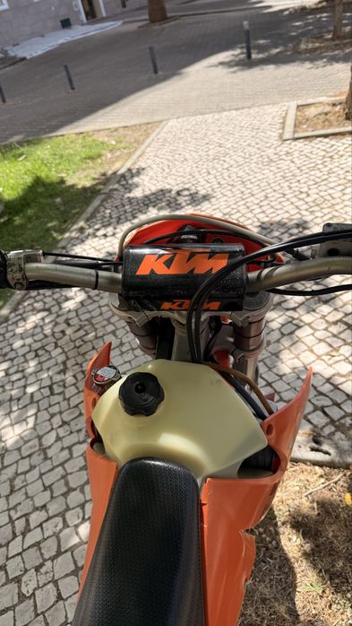 KTM 400 matriculada