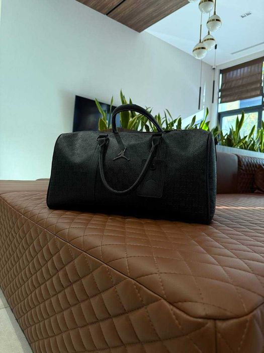 Спортивна , дорожня сумка Jordan Monogram