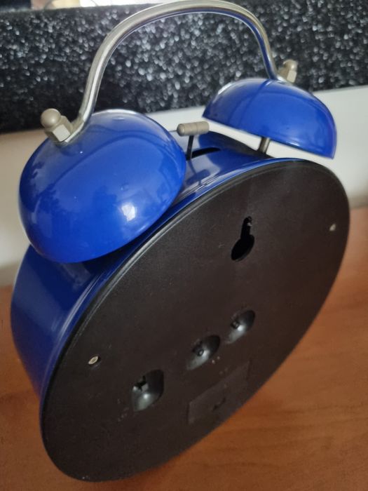 Relogio  despertador em estado impecavel