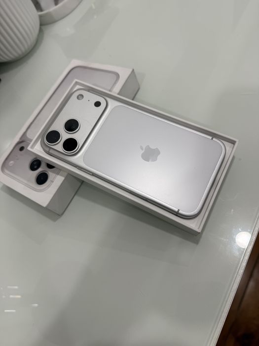 iPhone 17 Pro Max 256GB Silver