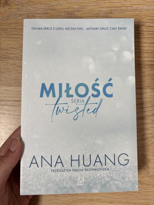 Miłość seria twisted Ana Huang