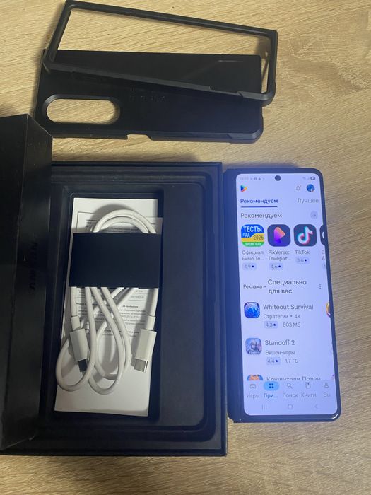 Samsung GalaxyZ fold3 12/512 5G duos .
