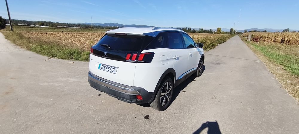 Peugeot 3008 1.5 bluehdi Allure