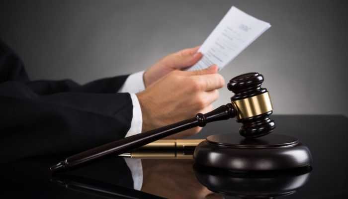 Захист у суді / Адвокатська підтримка під час допитів та обшуків